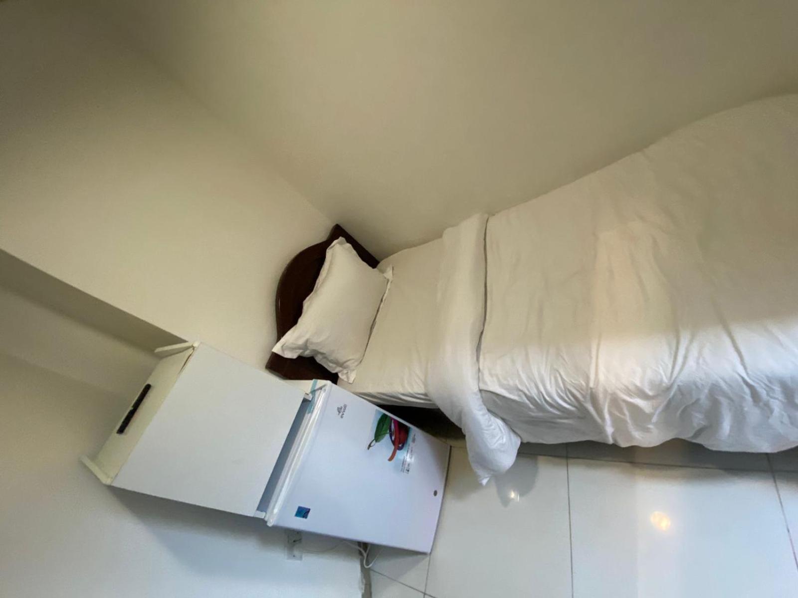 Budget Rooms With Private Bathroom For 'Girls' Only In Dubai, Marina エクステリア 写真