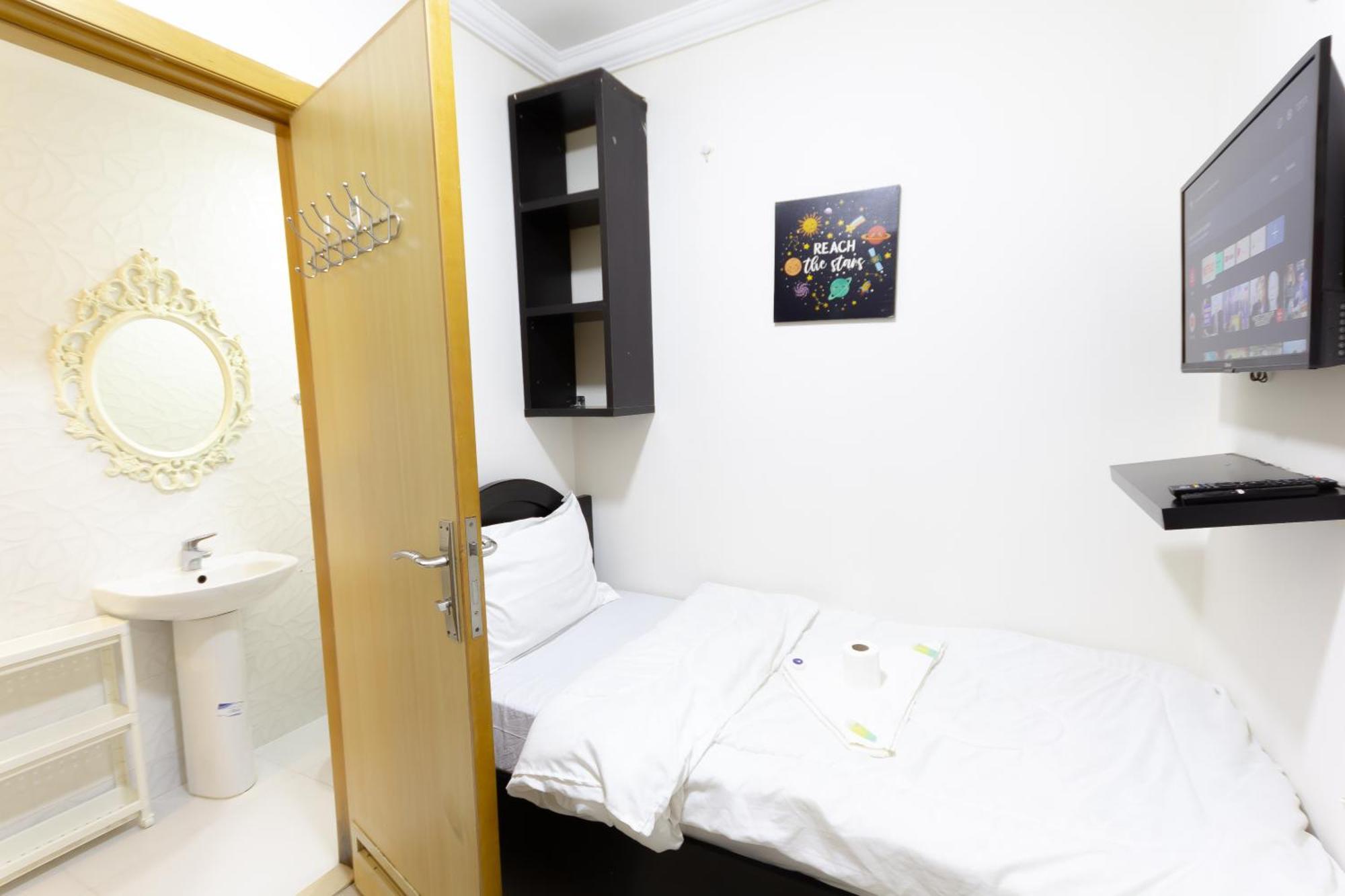 Budget Rooms With Private Bathroom For 'Girls' Only In Dubai, Marina エクステリア 写真