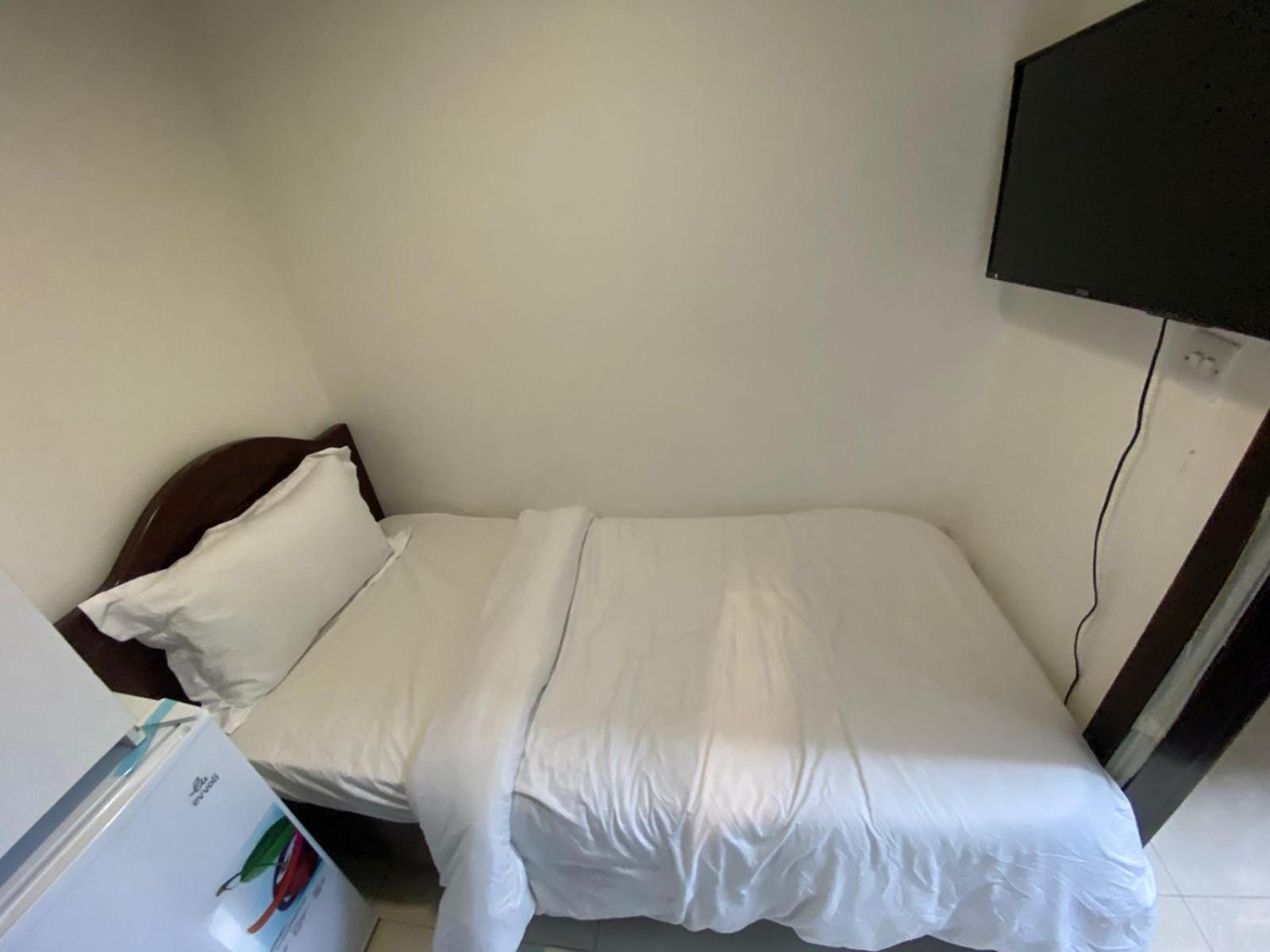 Budget Rooms With Private Bathroom For 'Girls' Only In Dubai, Marina エクステリア 写真