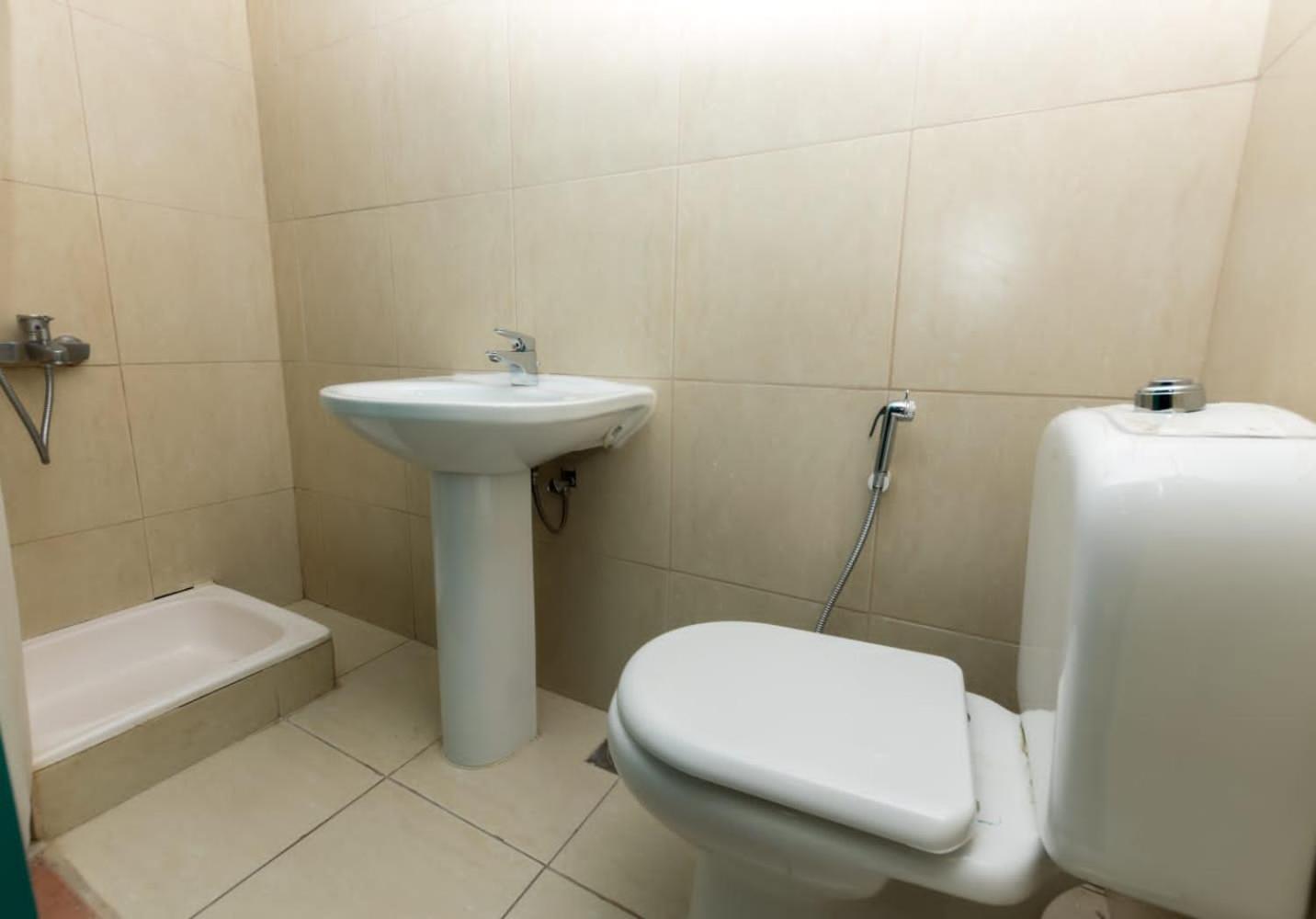 Budget Rooms With Private Bathroom For 'Girls' Only In Dubai, Marina エクステリア 写真