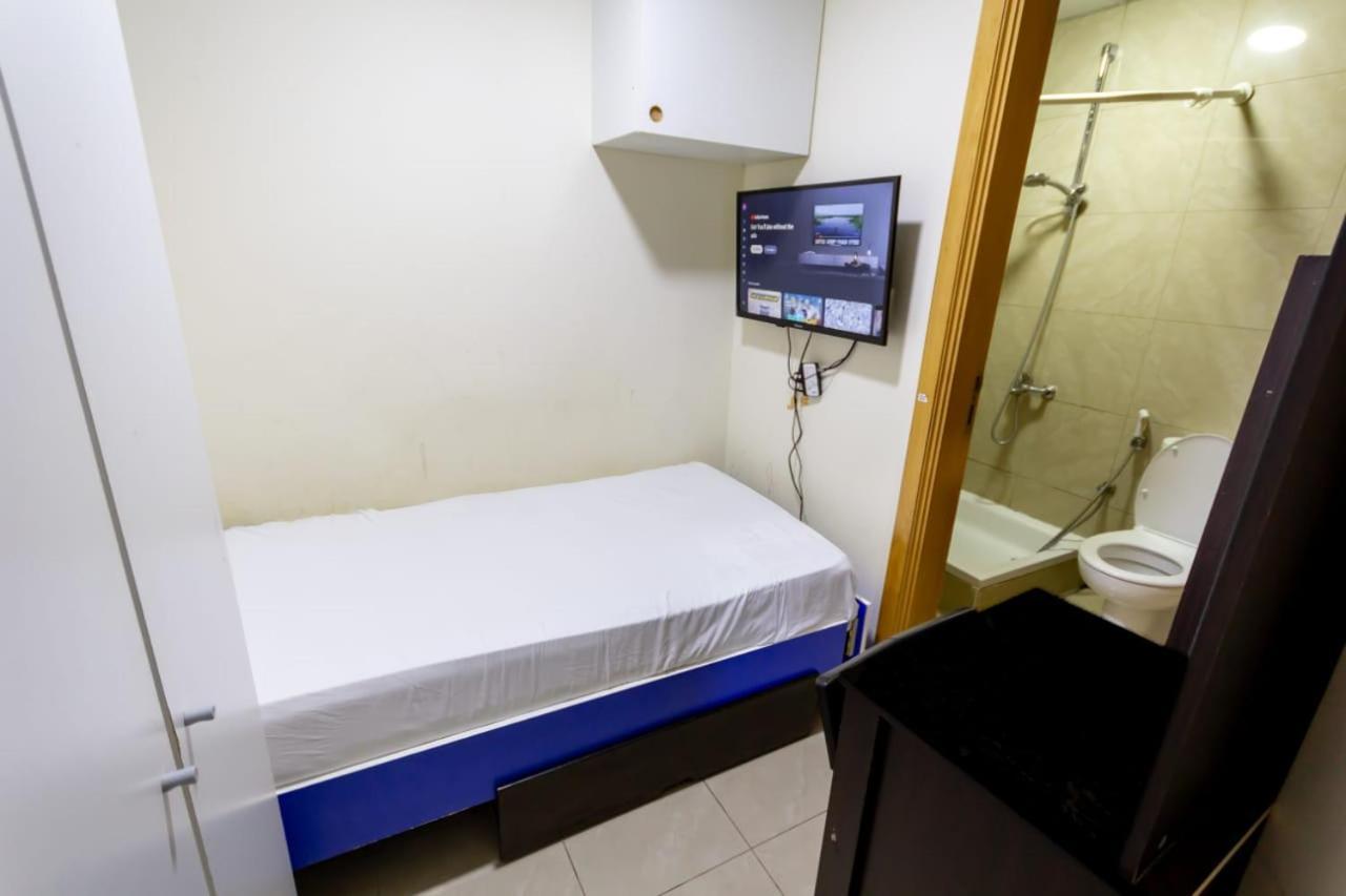 Budget Rooms With Private Bathroom For 'Girls' Only In Dubai, Marina エクステリア 写真