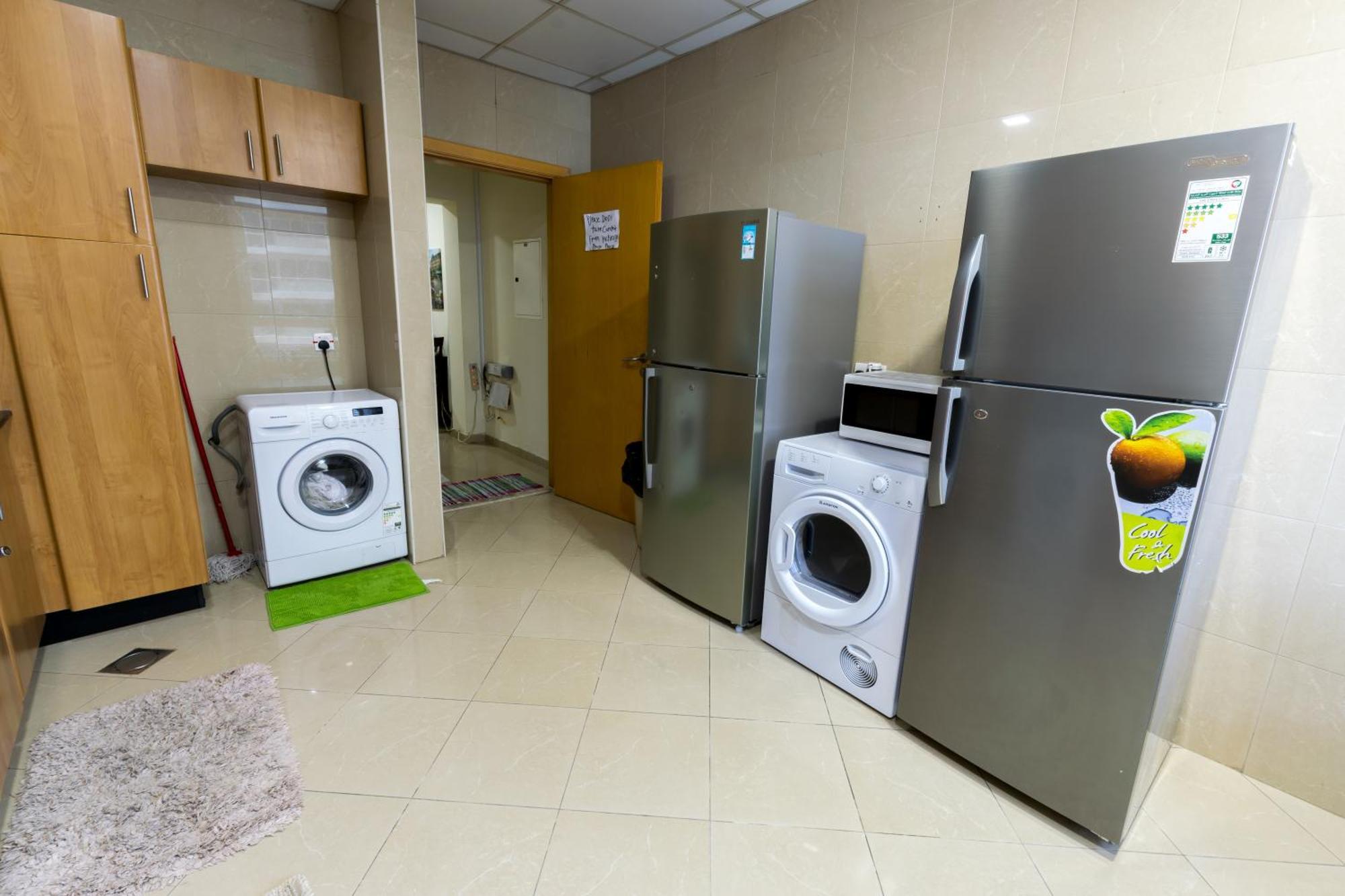 Budget Rooms With Private Bathroom For 'Girls' Only In Dubai, Marina エクステリア 写真