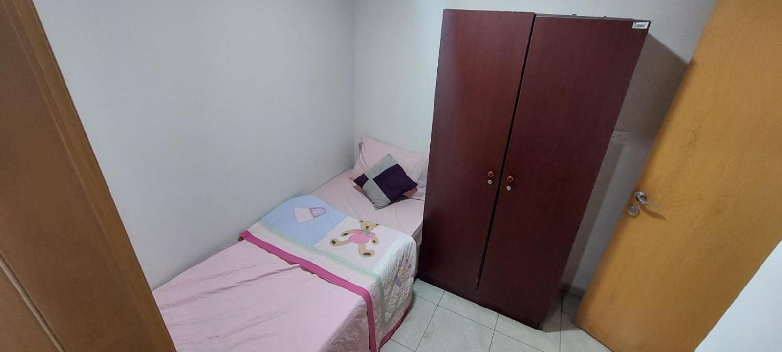 Budget Rooms With Private Bathroom For 'Girls' Only In Dubai, Marina エクステリア 写真