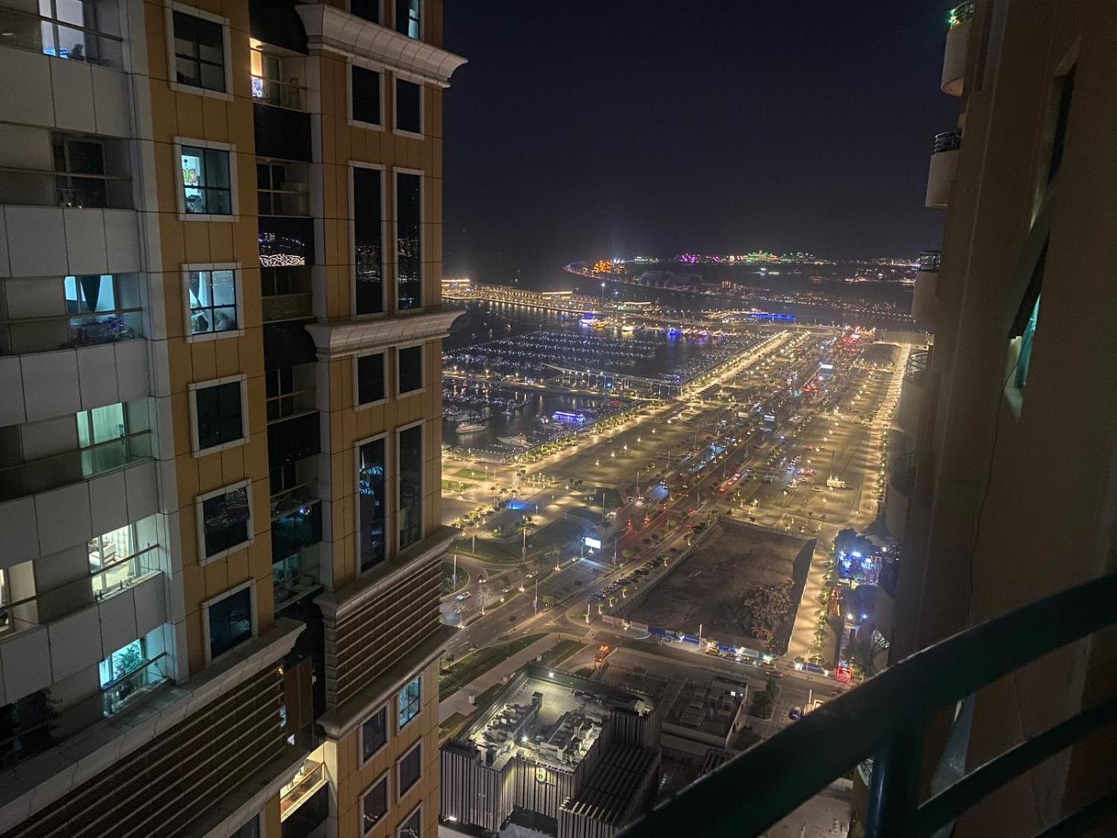Budget Rooms With Private Bathroom For 'Girls' Only In Dubai, Marina エクステリア 写真